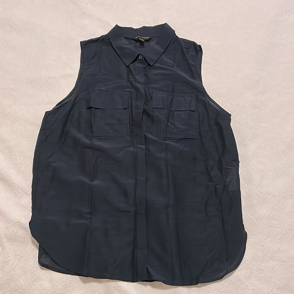 Banana Republic navy top